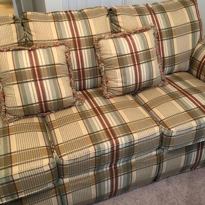 Plaid Sofa Express Couch (UR-KM)