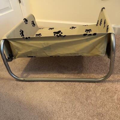 Five Pet Beds with Six Pet Blankets (UR-KM)