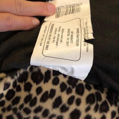 Five Pet Beds with Six Pet Blankets (UR-KM)