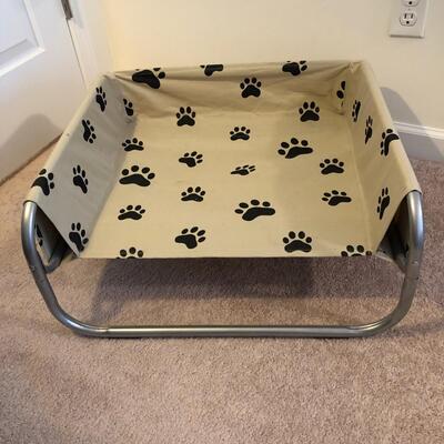 Five Pet Beds with Six Pet Blankets (UR-KM)