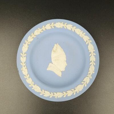 WEGEWOOD BLUE SAINT? PLATE