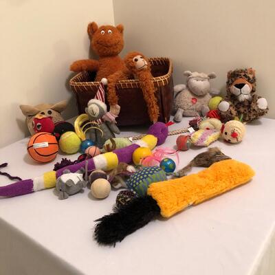 Pet Toys Galore with Square Legged Basket (UR-KM)