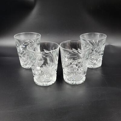 VINTAGE SET OF 4 CUT GLASS DECORATIVE GLASSES
