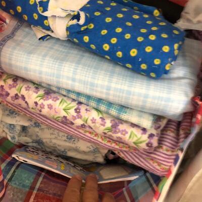 Fabric, Cluster Fiber,, Patterns & More (UR-KM)