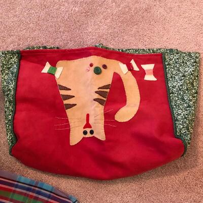 Fabric, Cluster Fiber,, Patterns & More (UR-KM)