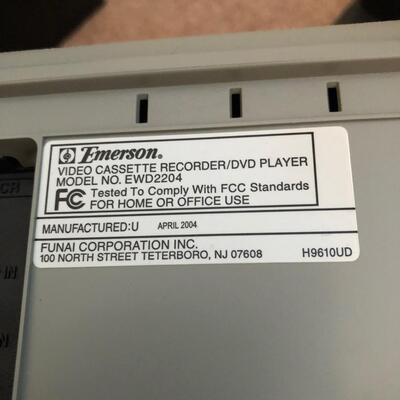 Emerson DVD & VHS Player w/ VHS tapes & DVDs (UR-KM)