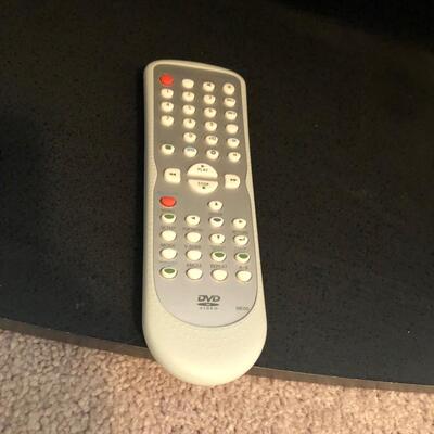 Emerson DVD & VHS Player w/ VHS tapes & DVDs (UR-KM)