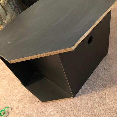 Black TV Stand (UR-KM)