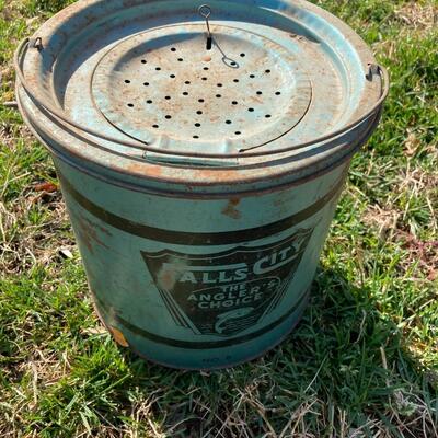 Minnow Falls City No. 8 Metal Fishing Bait Bucket