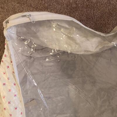 Household Closet Storage Hanging Bag & Under the Bed Storage Bags & More (UR-KM)