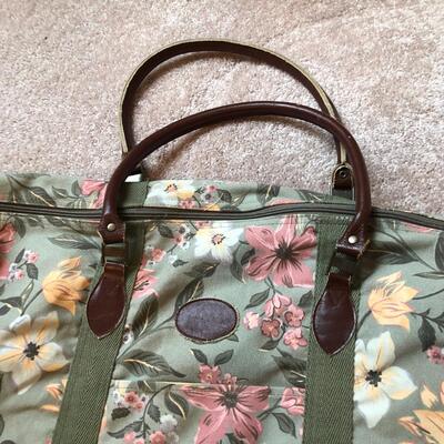 Five Carry-On Bags: Gap, Airway, Jaguar & More (UR-KM)