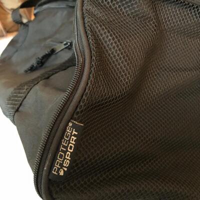 Five Carry-On Bags: Gap, Airway, Jaguar & More (UR-KM)