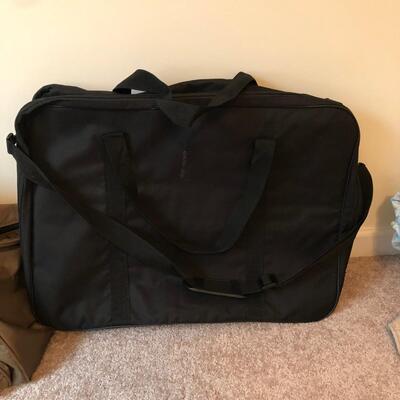 Five Carry-On Bags: Gap, Airway, Jaguar & More (UR-KM)