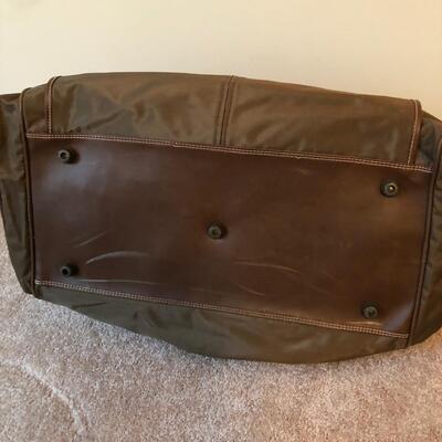 Five Carry-On Bags: Gap, Airway, Jaguar & More (UR-KM)