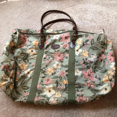 Five Carry-On Bags: Gap, Airway, Jaguar & More (UR-KM)