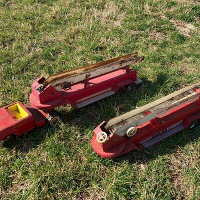 Vintage Firetruck Ladder Trucks