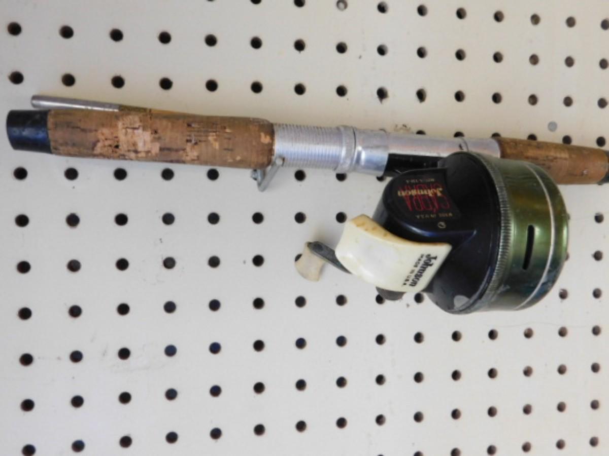 Vintage Johnson Sabra Fishing Reel on a Heddon Lucky 13 Breakdown Rod