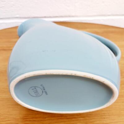 BLUE HALL MC PITCHER W/ ICE CATCHER