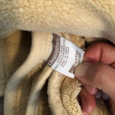 8 Polyester Blankets (2 are Electric) (UR-KM)