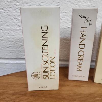 VINTAGE MARY KAY BOXES WITH PRODUCT