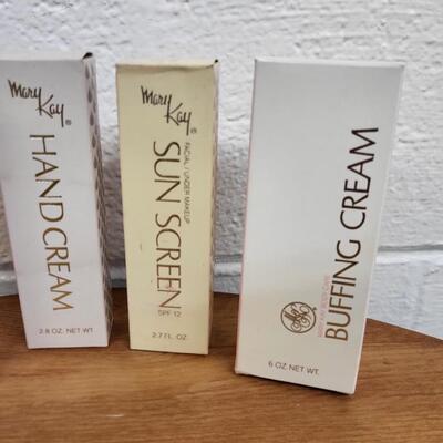 VINTAGE MARY KAY BOXES WITH PRODUCT