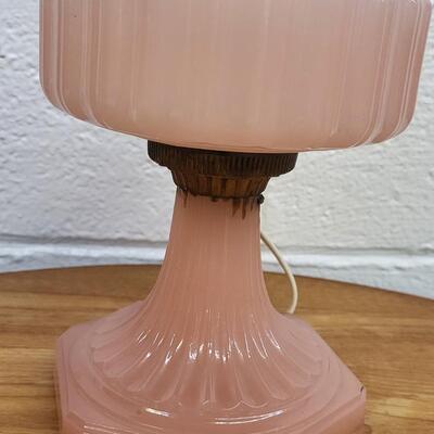 ANTIQUE PINK ALADDIN OIL LAMP - ELECTRIC