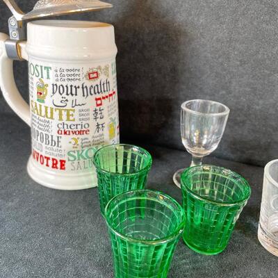 Lot 29. Assorted Drinkware