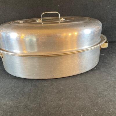 Lot 36. Covered Roasting Pan