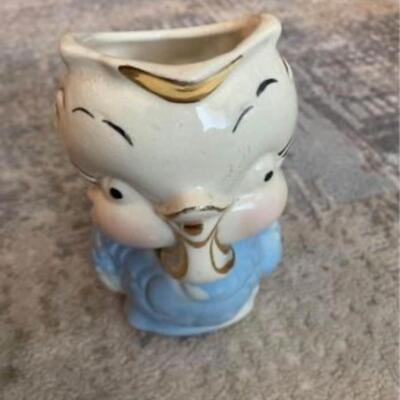 Vintage Shawnee bird pitcher