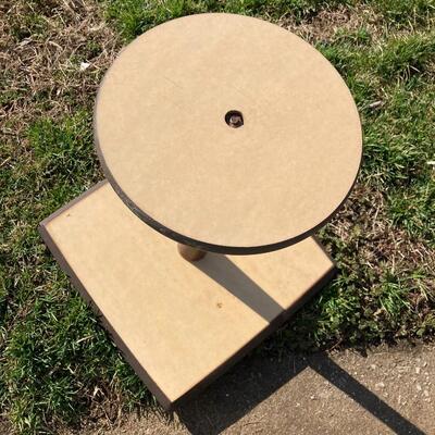 Mid Century Modern Style Side Table 15 1/2â€ x 17â€