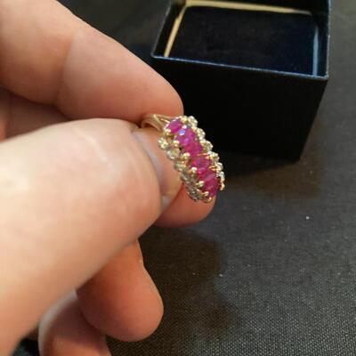 14k Gold Ring with Diamonds and Rubies Size 5