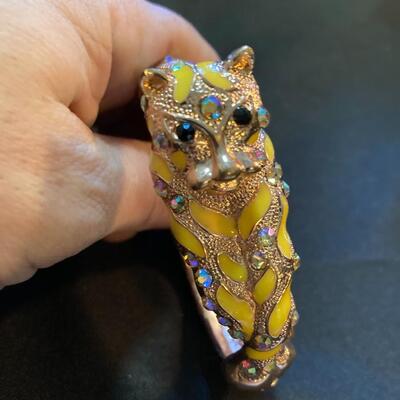 Lion Bangle Hinged Bracelet Vintage Designer