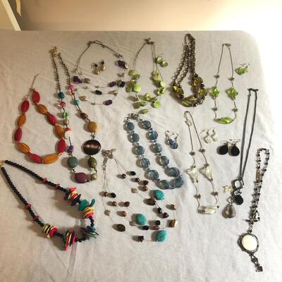 Chicoâ€™s Costume Jewelry & More (MB-JF)
