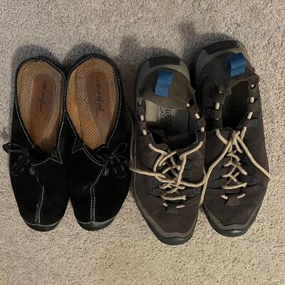 Merrell & More: 16 Pairs of Womenâ€™s Shoes Size 9.5 (MB-JF)