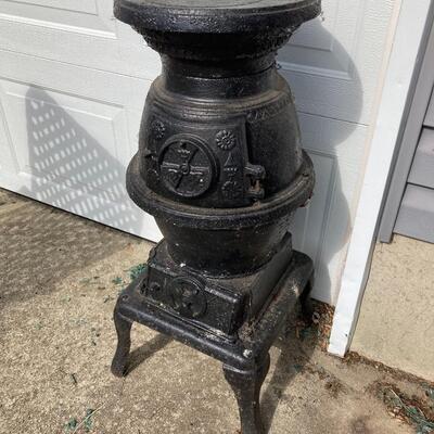 Cast Iron Potbelly Stove