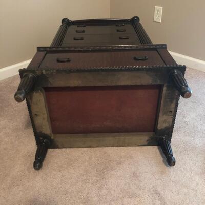 Colonial Mfg. Co. Solid Mahogany Chest of Drawers (MB-JF)