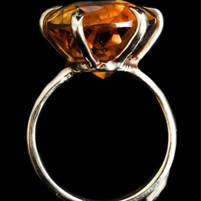 14k Yellow Gold Citrine Cocktail Ring, Size 4 1/2