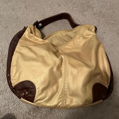 10 Purses: Liz Claiborne, Kim Rogers, Baggalini & More (MB-JF)