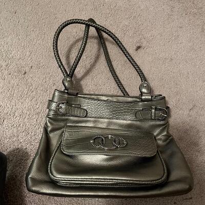 10 Purses: Liz Claiborne, Kim Rogers, Baggalini & More (MB-JF)