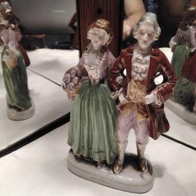 Porcelain Victorian Couple Made in Occupied Japan