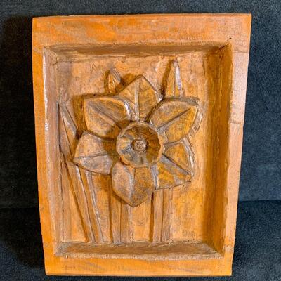 Lot 49. Flower Decor