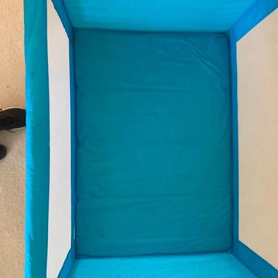 Lot 76. Graco Pack N' Play Playard