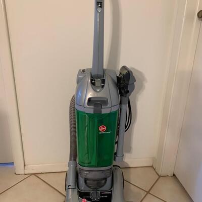 Lot 98. Hoover Empower Widepath Vacuum