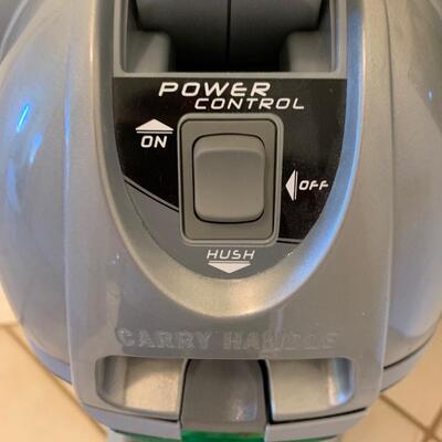 Lot 98. Hoover Empower Widepath Vacuum