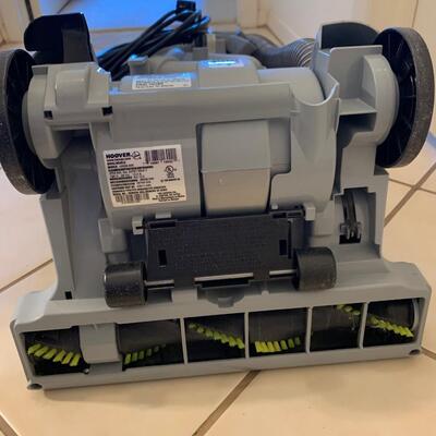 Lot 98. Hoover Empower Widepath Vacuum