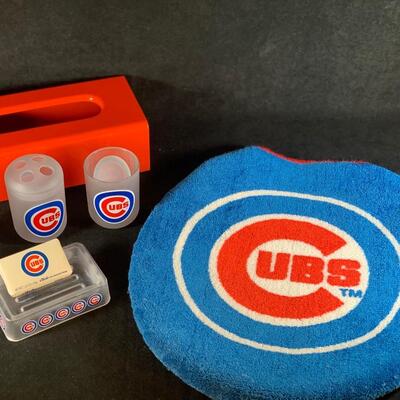 Lot 100. Chicago Cubs Fan Bathroom Set