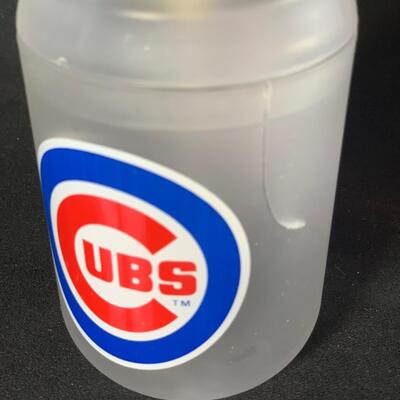Lot 100. Chicago Cubs Fan Bathroom Set