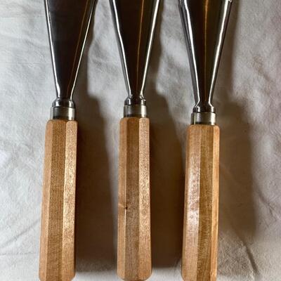 Lot 135. AMT Carving Gouges