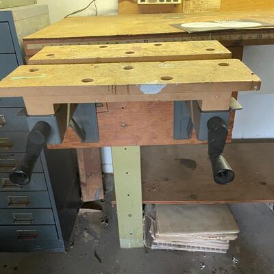 Lot 171. Work Bench with Drop Leaf Workmate