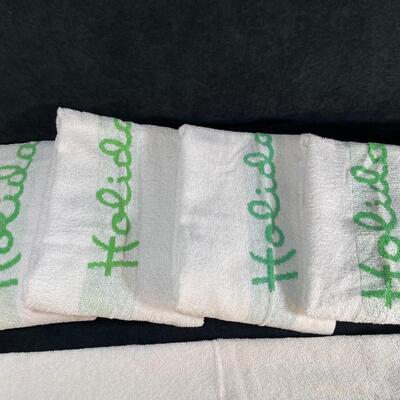 Lot 260. Vintage Holiday Inn towels